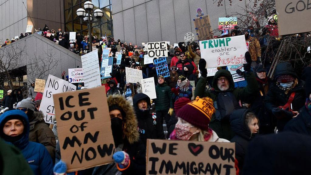 ICE Agent Charged for Pulling Gun on Motorists in Minnesota